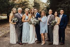 Beautiful Wedding And Family Portrait Wedding Na Wedding Photography Poses Family Family Wedding Photos Family Wedding Pictures