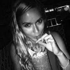 Daisy May Curtis (@DayzMay)