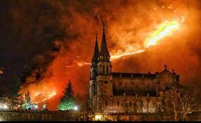 Concejal del @pp_ovd en el @aytoviedo. El Incendio Del Monte Priena Frente A Covadonga Afecto A 120 Hectareas El Comercio