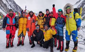 In a statement posted to facebook, on behalf of their family, john snorri's wife, lína. K2 Invernal John Snorri Ali Sadpara Y Juan Pablo Mohr Siguen Hacia La Cima Desnivel Com