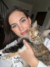 Lost neutered 14 lb cat in need of help