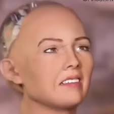 Bella Moran (@bellaluvspizza)