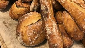 N'ayez plus peur de réaliser votre pain maison, nous vous donnons toutes les astuces pour y parvenir et en faire un digne d'une boulangerie. La Fougasserie