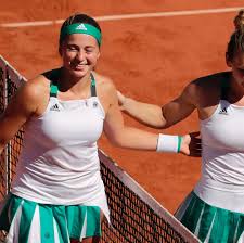 Sie tritt in der klasse bis 87 kilogramm an. Gut Fur Kerber Lettin Ostapenko Gewinnt Die French Open Stern De