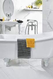 Baignoire Ilot Antica Ovale Acrylique I Envie De Salle De Bain Alterna Salledebain Enviedesalledebain Bathroom Bath Inte Salle De Bain Bains Salle