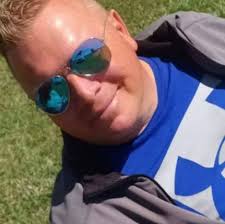 Looking for a reliable barn builder licensed and insured