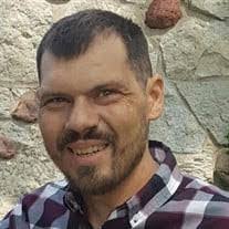 Robert Lear's Instagram, Twitter & Facebook