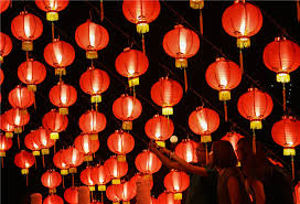 Berikut beberapa cara membuat lampion sederhana dari botol bekas. Diy Cara Membuat Lampion Imlek Di Rumah Unik Dan Menawan