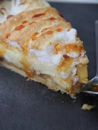 Tarte Banane Vanille Caramel Totalement Decadente Miamm Maman Cuisine Recettes De Cuisine Recette Tarte Banane Tarte Aux Bananes