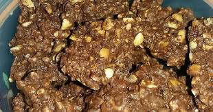 Susu cair 1 sendok teh. Cara Membuat Kue Coklat Kacang Sekali