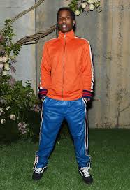 Inside Gucci S Bloom Fragrance Garden Party With Dakota Johnson Hari Nef And Petra Collins Tracksuit Pants Gucci Outfits Tracksuit