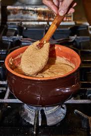 La ricetta è piuttosto un vanto e un simbolo della gastronomia cerchi un'idea originale per sorprendere i tuoi amici? Torino Antica Bruschetteria Pautasso La Migliore Bagna Cauda Della Citta