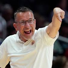 L.A. Sparks hire veteran coach Curt Miller from the Connecticut Sun