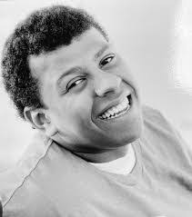 Vincent Edwards's Instagram, Twitter & Facebook