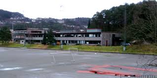 Rolvsnesvegen 36, rubbestadneset, 5420, norway. Fyllingsdalen Videregaende Skole Wikipedia