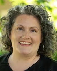 Stephanie Haskell's Instagram, Twitter & Facebook