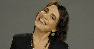 Regina Duarte será convidada para viver Ana Jansen no cinema