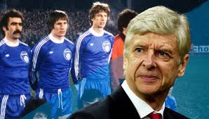 In his fascinating Masterclass, Freddie Ljungberg gave us a superb insight  into how Arsène Wenger set up his 2003/04 Invincibles, and the different  relationships throughout the team... 🏆🔴 Watch his full Masterclass