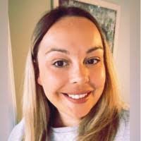 Vicky Hamlin's Instagram, Twitter & Facebook