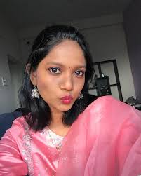 She 🌸 #amrithashaji