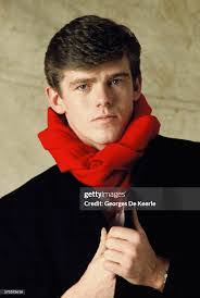 Eddie Oconnell's Instagram, Twitter & Facebook