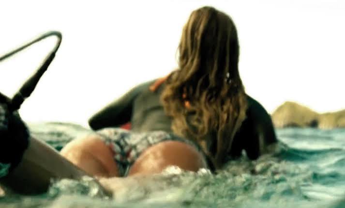 The Shallows ~ Review | Nevermore Horror