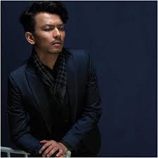 Biar mati ku mencuba demi bahagia biar sakit dilukai dapat ku rasa biar nadi ku terhenti demi ke syurga biar selamanya mencari cinta sejati (sejati). Faizal Tahir Sejati Lyrics Genius Lyrics