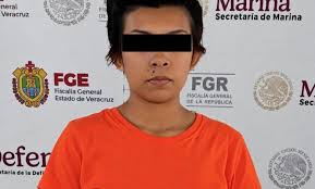 Detienen a “La Secre” por presunta 3xt0rsión en Acayucan; @m3n@z@b@ a comerciante con una b@/@ y exigía 50 mil pesos