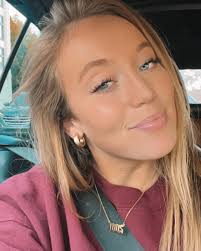 Paige Ernst's Instagram, Twitter & Facebook