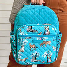 Our newest pattern is almost here and we're not kitten around when we say it won't last long. Vera Bradley Calling All Cat Lovers Our Latest Customization Patterns Big Cat S Meow And Big Cat S Meow Ditsy Are Just For You Start Designing A Puuurfect New Bag Https Bit Ly 2hdhbz4 Hannahjenae