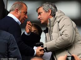 Fatih terim kimdir, hayatı ve biyografisi. Jose Mourinho And Fatih Terim Hug At Galatasaray Game Video Daily Mail Online