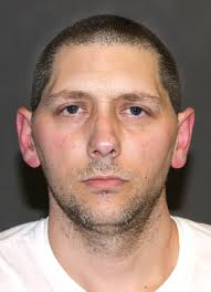 Robbery suspect caught quickly