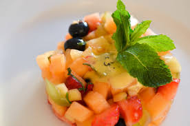 Brunoise De Fruits Frais A La Menthe Et Son Sabayon Les Pepites De Noisette