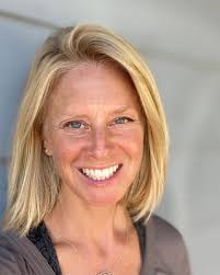 Find Therapists and Psychologists in 94011