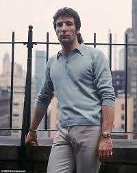 He has not shown any interest in meeting his son, jonathan berkery. Sir Tom Jones S 29 Year Old Son Jonathan Berkery Sleeps On A Mat In A New Jersey Homeless Shelter The Aspiring In 2021 Sir Tom Jones Tom Jones Young Tom Jones Singer