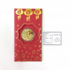 Lì xì là một tên gọi của tục lệ người lớn hơn mừng tuổi trẻ em trong dịp tết nguyên đán ở các nước á đông. Bao Li Xi Con Trau Tháº§n Tai Mau Vang Mang Ä'áº¿n Sá»± Sung Tuc Va May Máº¯n Cho Gia Ä'inh Dung Ä'á»ƒ Li Xi Treo Trong Nha Cay Hoa Mai Sp002425