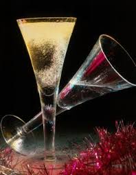 Marquise Aux Fruits Rouges 5 Litres De Vin Blanc Sec 1 Verre De Creme De Framboise 2 Litres De Nectar De Fruits Rouges 1 Verre Aperitif Marquisette Vin Blanc