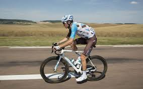 Romain bardet of france riding for ag2r la mondiale races to the finish during stage 12 of the 2017 le tour de france, a 214.5km stage from pau to peyragudes on july 13, 2017 in peyragudes, france. Romain Bardet Une Mecanique De Precision Le Parisien