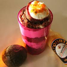 6:40 mrs flury 15 438 просмотров. Maracuja Kuchen Im Glas Mit Verpoorten Original Eierlikor Weissem Mandelmus Und Kardamom Kuchenrezepte Mit Eierlikor Verpoorten