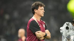 Diniz é sincero sobre Corinthians vender André e Bidon e põe cinco do clube 'prontos' para Seleção: 'Postulante claro'