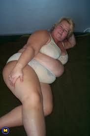 BBW mature amateur gang bang - Mature.nl