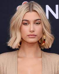 Trendy Women Hairstyles 2021 Chin Length Bob Blonde Bob Hairstyles Short Hair Styles Thick Hair Styles