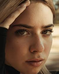 Modelo: @soficerv._ #portraitphotography #gdlphotography #portraitgdl  #modelphotography #canont6