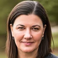 Abigail Dexter's Instagram, Twitter & Facebook