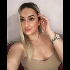 Emma Savoie's Instagram, Twitter & Facebook