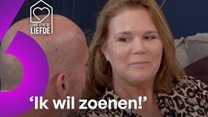 Desiree was al DOLVERLIEFD, maar is Erik NET ZO in de wolken?