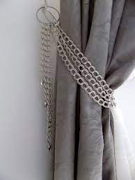 Use an extra piece to create a loop at the end. Diy Curtain Tie Backs Luxury 152 Best Curtain Holders Pinterest Diy Curtain Tie Curtain Tie Backs Curtain Decor Diy Curtains