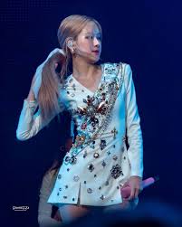Blackpink the show white outfits. 8 Gorgeous Stage Outfits Blackpink S Rose Wore