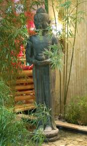 Steinfigur Buddha Stehend Mit Almosenschale