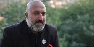 Abdülhamit'in torunu olan adam vahidettin in nesi oluyor? 2 Abdulhamit In Torunu Orhan Osmanoglu Nun Hedefinde Bu Kez Tarihci Sinan Meydan Var